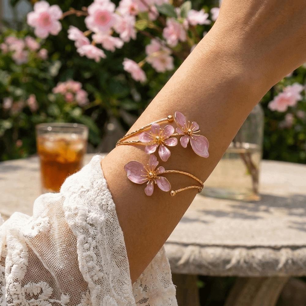 Adjustable Open Arm Bangle Retro Floral Armband Fashion Accessories Flower Bracelet  Women