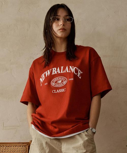 

NEW BALANCE NBNEE21113 UNI Heritage Short Sleeve Tee RED