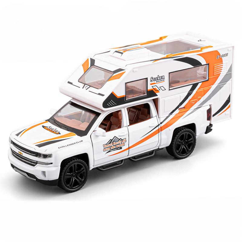 1/32 Chevrolet Blazer Chalet Camping RV SUV Alloy Diecast Model Sound Light Doors Opened Toys Holiday Gifts For Friends Display