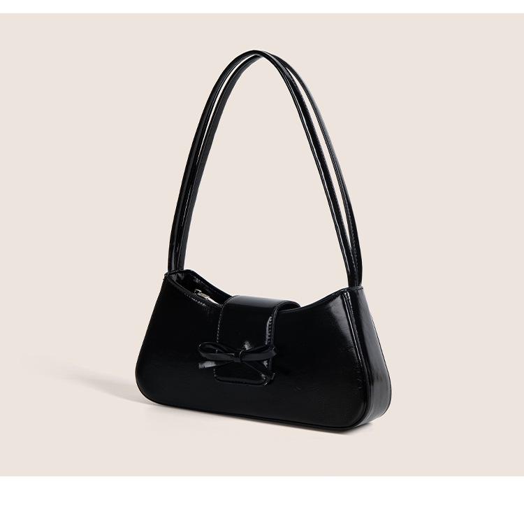 

2024 Новая сумка-багет Niche Design, текстурированная универсальная сумка через плечо для поездок на работу и подмышку, Four Seasons чёрный