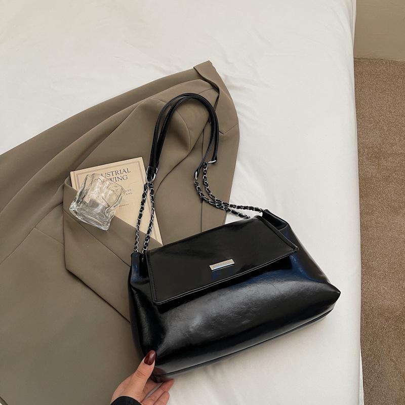 

Leisure work commuter bag women s large-capacity new versatile chain shoulder bag fashion tote bag