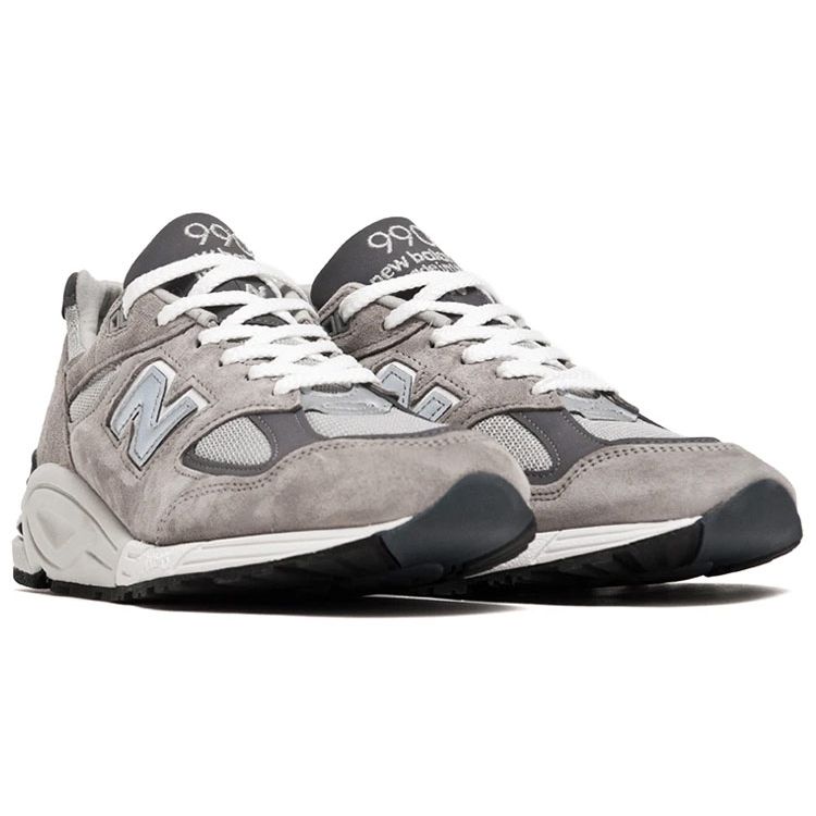 New Balance Kith X 990v2 Made In USA Classics Collection Unisex Sneakers Grey White M990GR2