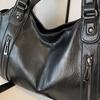 New women's retro portable shoulder diagonal span tote bag
