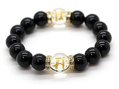[Seki-Kira] Gold-engraved Quartz and Natural Onyx Prayer Beads Bracelet with Sanskrit Characters for Those Born In the Year of the Horse (Uma) - 14mm
