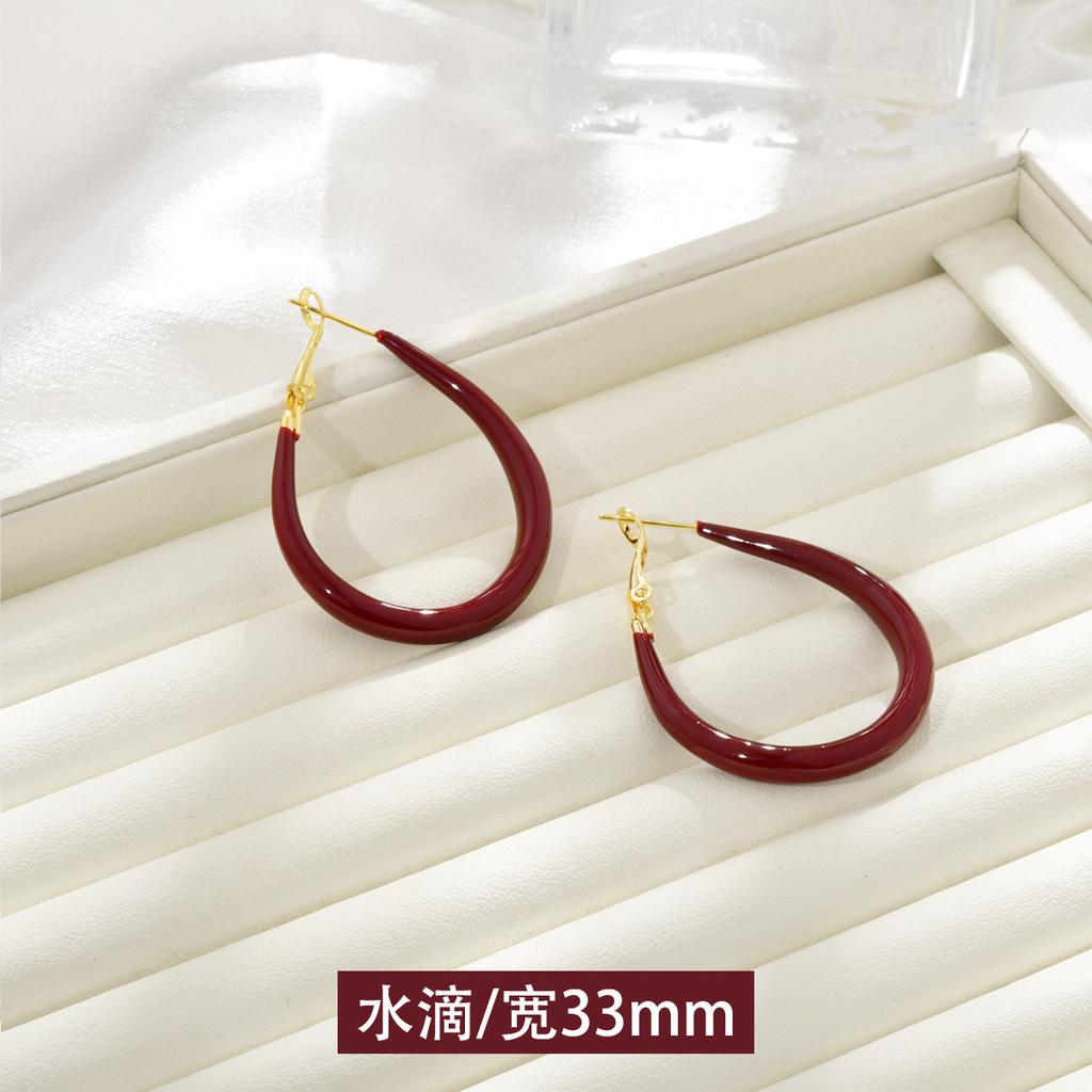 Autumn and winter new Ankola red big circle earrings exquisite trend atmosphere light luxury high sense fashionable earrings earrings