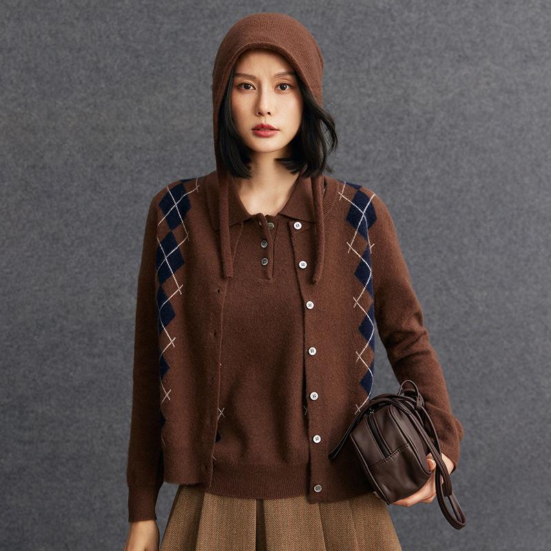 Women's Cashmere Diamond Pattern Cardigan - Retro Color-Blocked Long Sleeve Sweater for Autumn/Winter