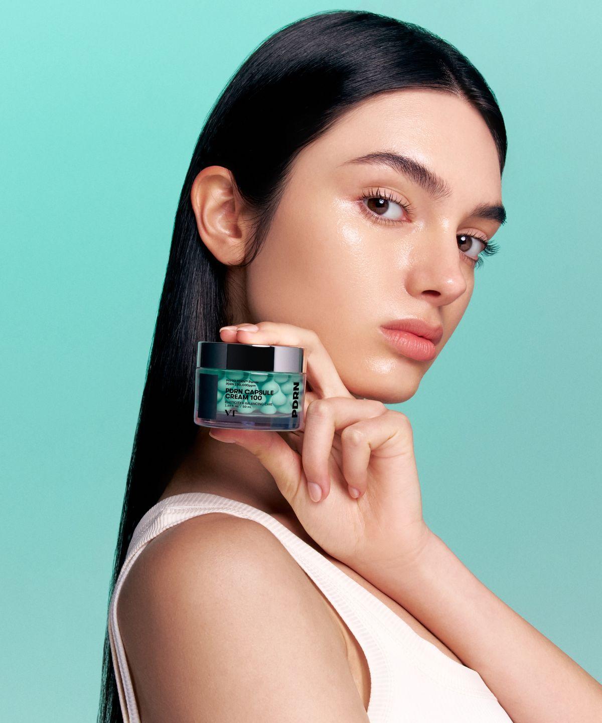 

VT COSMETICS PDRN Capsule Cream 100ml – Skin Repair & Firming Moisture Cream with PDRN Capsules