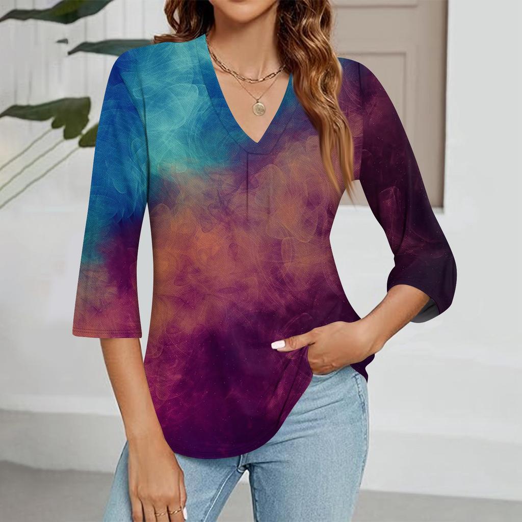 Women's Casual V-neck Gradient Print Three-quarter Sleeve Fashion Top