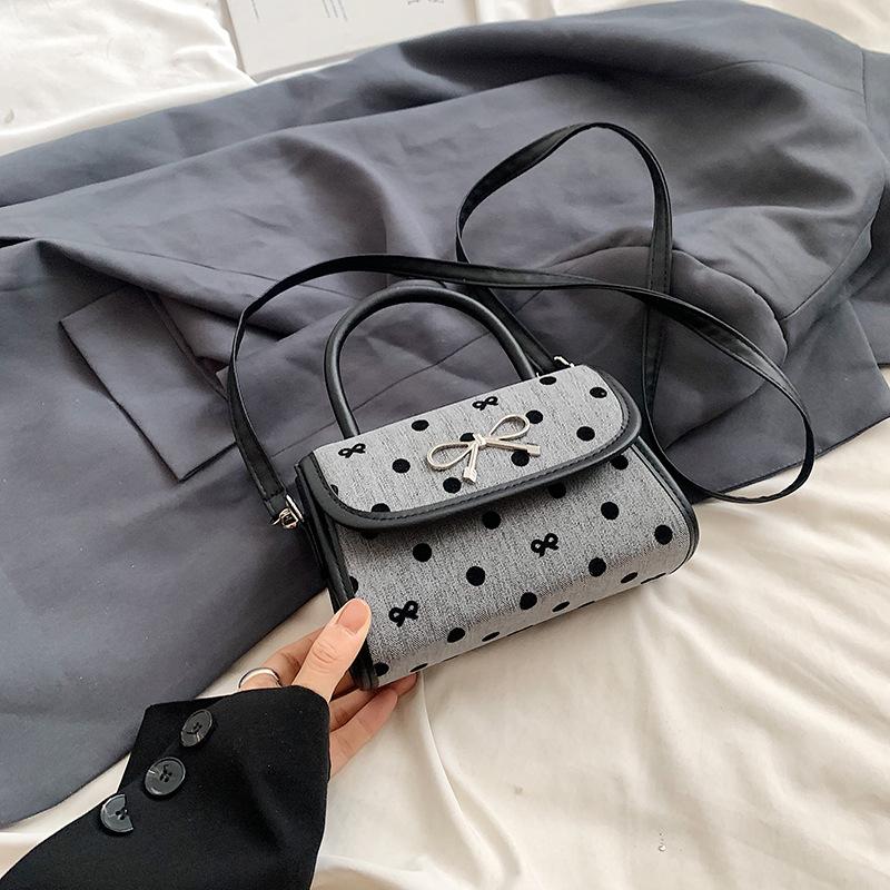 Bow bag women's 2025 summer shoulder messenger bag high-end portable square bag