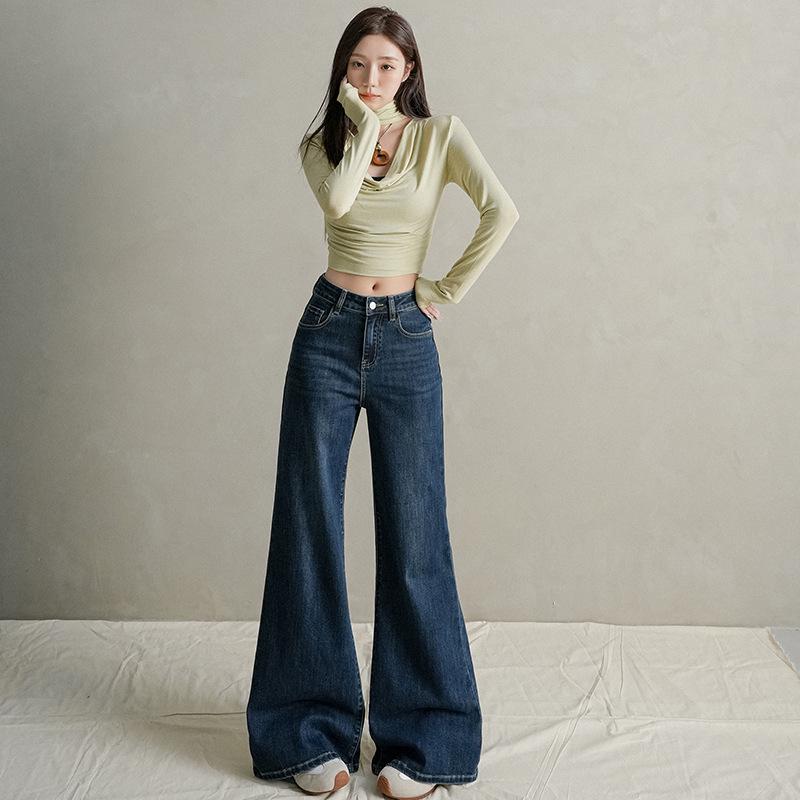 

Spicy Girl Petite High-Waisted Micro-Flare Jeans - Spring 2026 Arrival: Loose, Slimming, Non-Clingy Women s Pants M