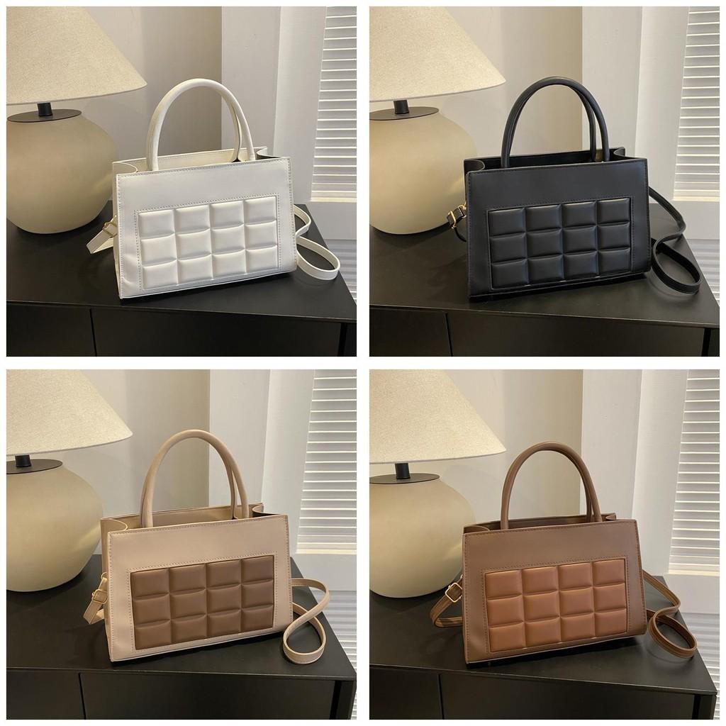 Vintage Large Capacity Handheld Square Bag For Women Stylish Trendy Design 2024