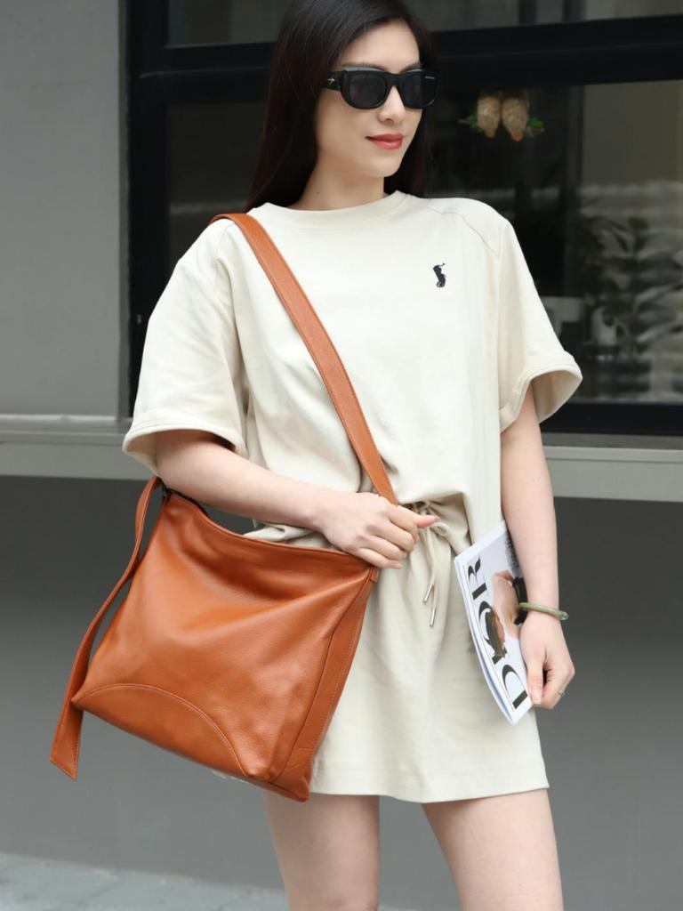 2025 Trendy Genuine Leather Women's Large Capacity Commuter Tote