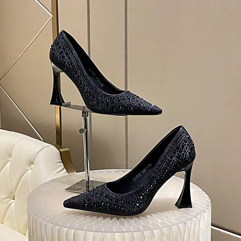 Fashion Full Diamond Pointed Shallow Mouth Banquet High Heels Women's 2025 Spring New Elegant Style Rough Documentary