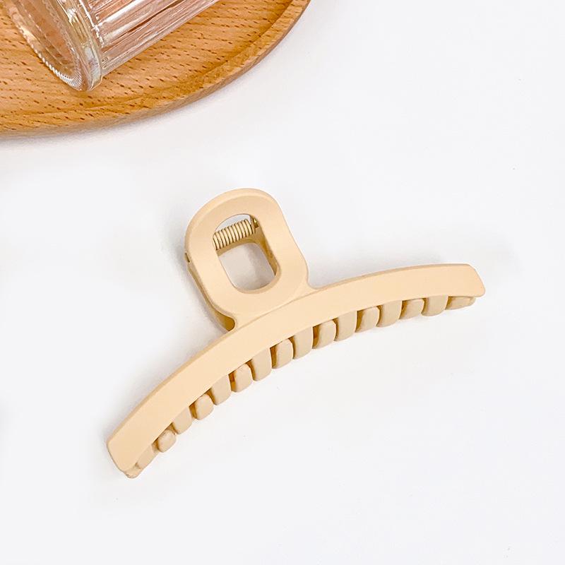 Retro Milk Coffee Series: Sweet Girl Shark Clip with Frosted Hollow Design - Fashion Hair Accessory
