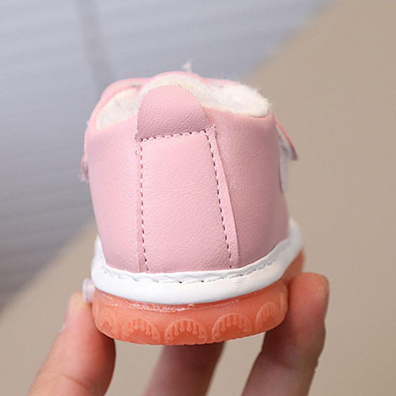 Infant Walking Shoes 0-1-2 Years Old, Boys and Girls Winter Squeaky Shoes, Fleece-Lined Thickened.