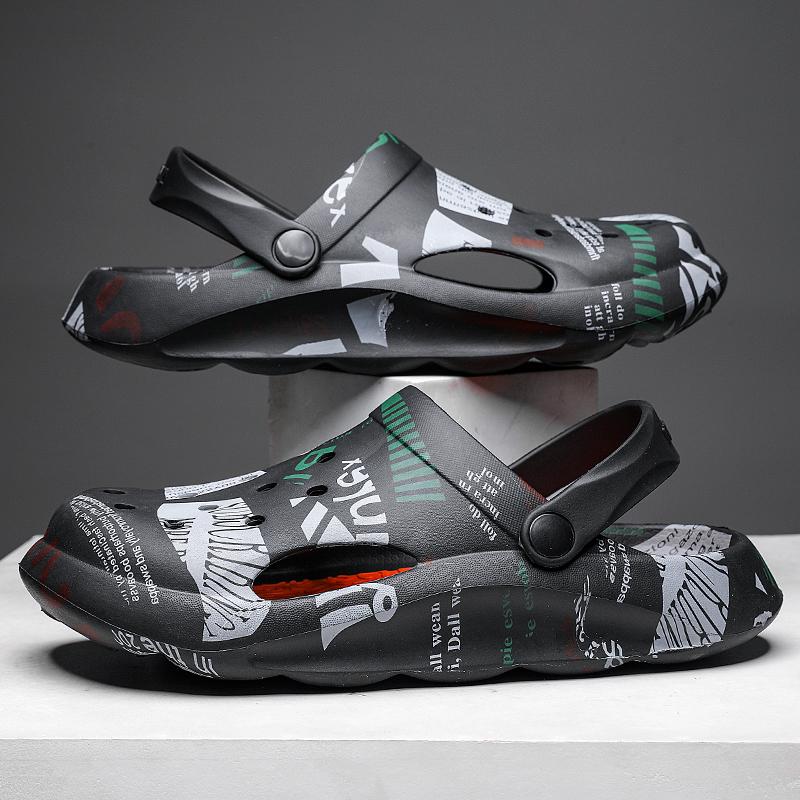 Summer Slippers Men New Slip On Sandals Men 2025 Casual Beach Shoes For Men Comfortable Walking Sandals Men Slides Flips Flops