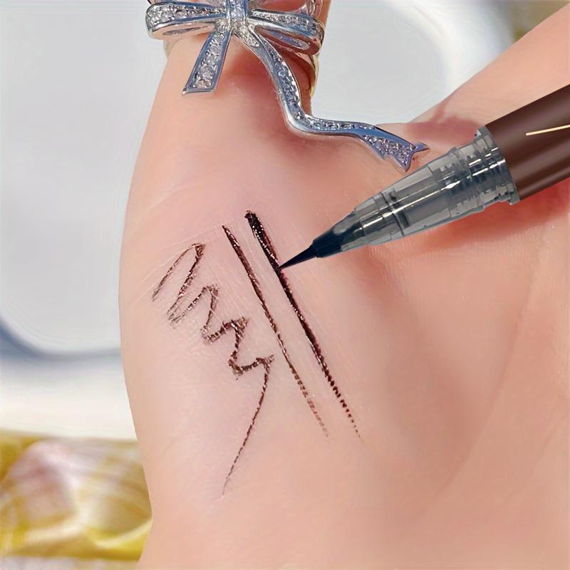 Wasserfester flüssiger Augenbrauenstift – Langanhaltende, schweißfeste und schnelltrocknende Formel für natürlich aussehende Augenbrauen, vielseitig einsetzbar als Eyeliner und Brauenstift