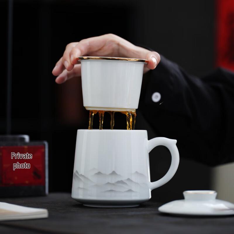 Zhuijia Mutton Fat Jade Porcelain Tea Infuser Mug
