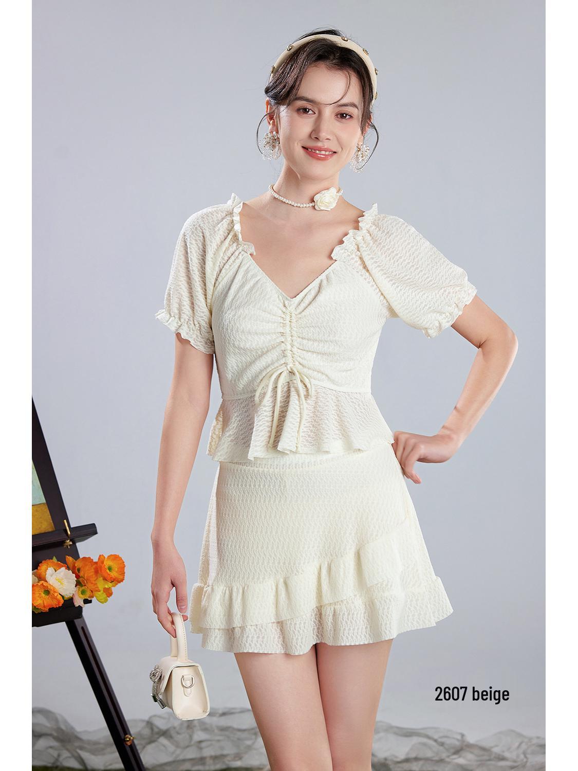 

Женский раздельный купальник: Консервативный, стройнящий, однотонный плащ для отпуска One size (recommended 40-60 kg) бежевый