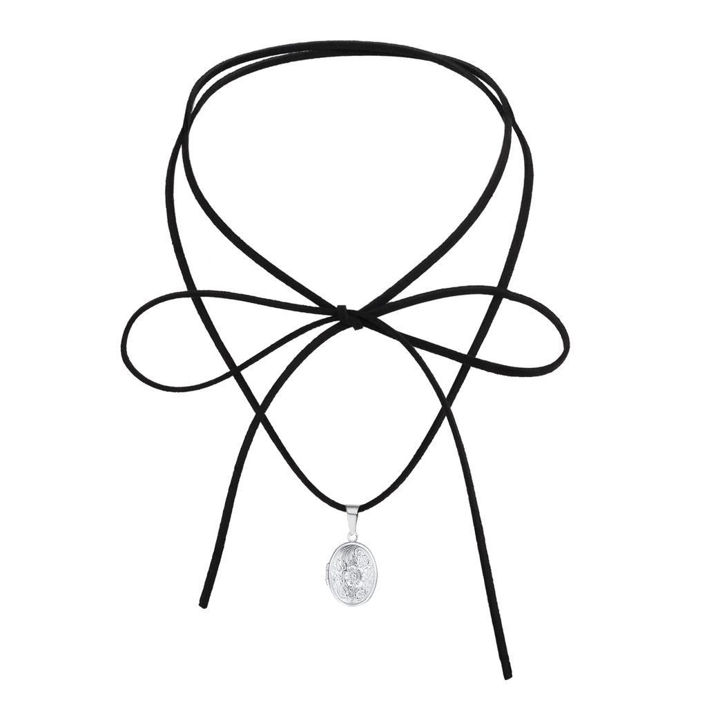 Women's Locket Pendant Necklaces Black Velvet Chain Necklace Rope Chain Heart Pendant Fashion Jewelry Gift
