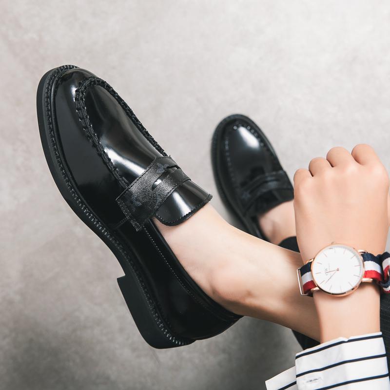 

Business dress casual leather shoes men s British style pointed Brock men s shoes black breathable leather shoes 39 чёрный