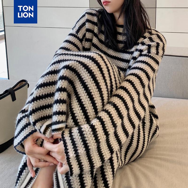 

Women s Striped Knit Long Dress L