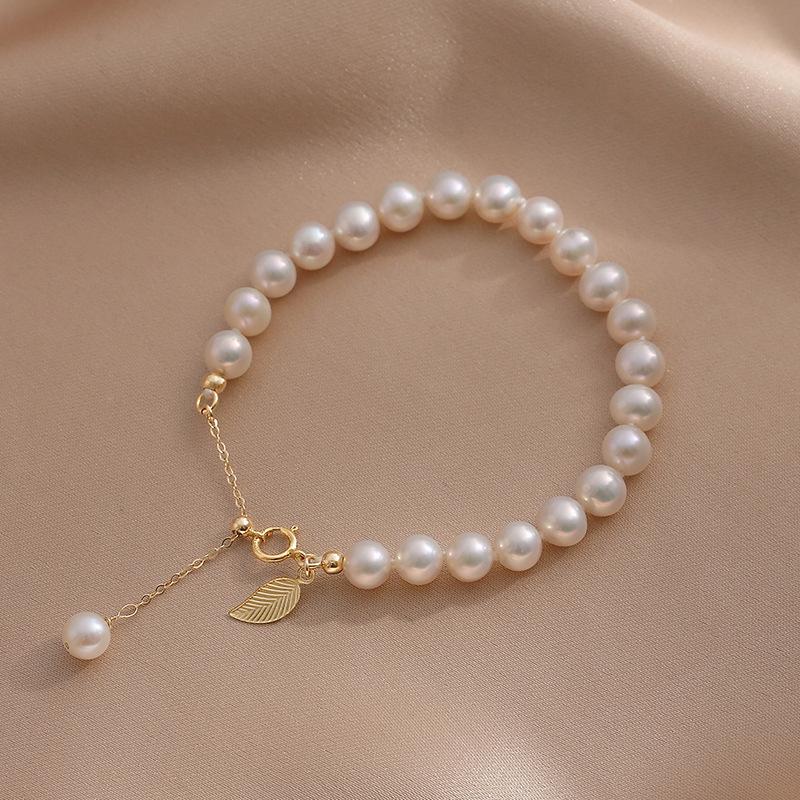 Golden Jade Leaf Natural Freshwater Pearl Bracelet Design Valentine's Day Gift Exquisite Heart-Shaped Handmade Crystal