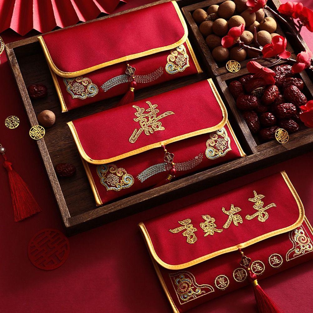 Traditional Wedding Red Envelope Hongbao Embroidered Lucky Money Packet Lion Dance Thickened Money Bag Wedding