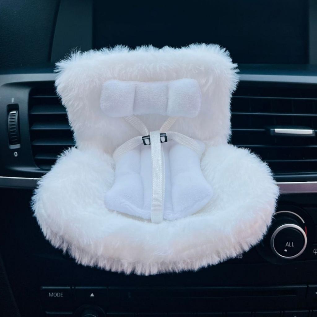 Bezpečnostní autosedačka pro panenku kreslený model židle pro Labubu Dekorace výstupu autosedačky pro panenku Labubu Styling interiéru auta