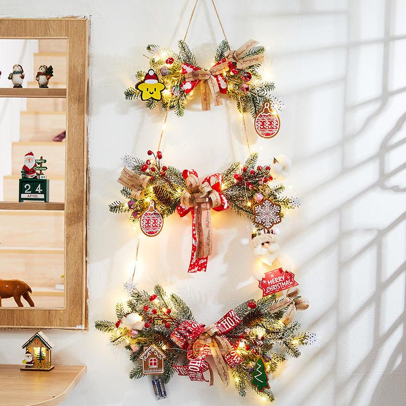 Rattan Christmas Wreath Hanging Ornament for Door & Wall Decoration