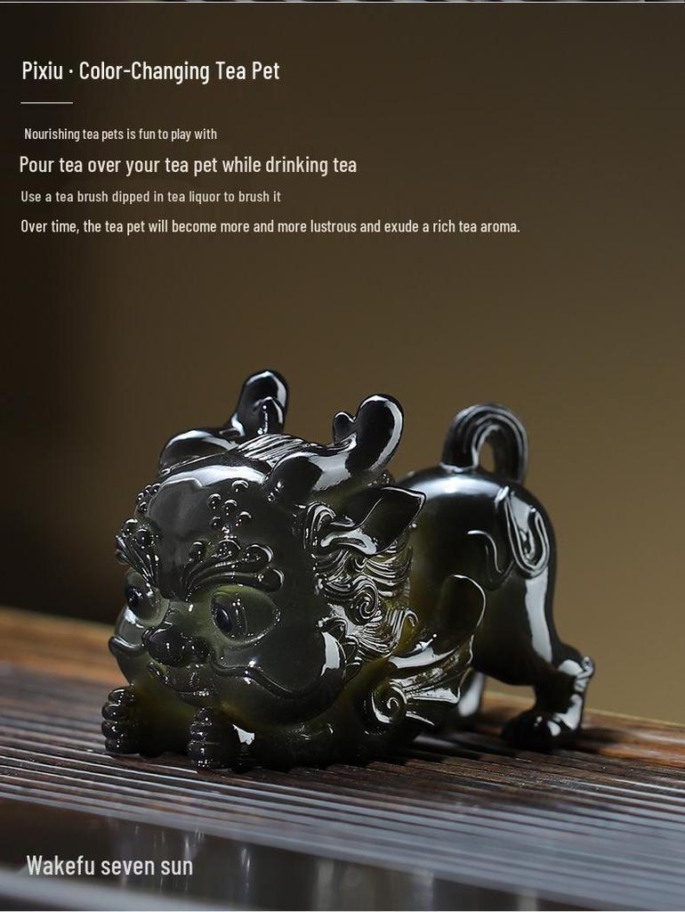 Color-Changing Pixiu Tea Pet with Gold Ingot - Tea Table Decoration & Kung Fu Tea Set Accessory