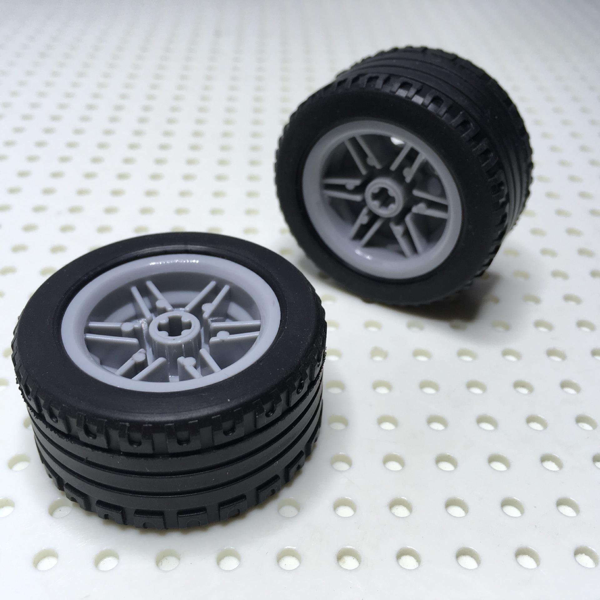 

Совместимые с Lego Колёсный диск и Покрышка 56145/44309 - Аксессуары для отечественных строительных блоков 0.5 kg (approx. 37 pieces): Wheel Hub + Tire Skin