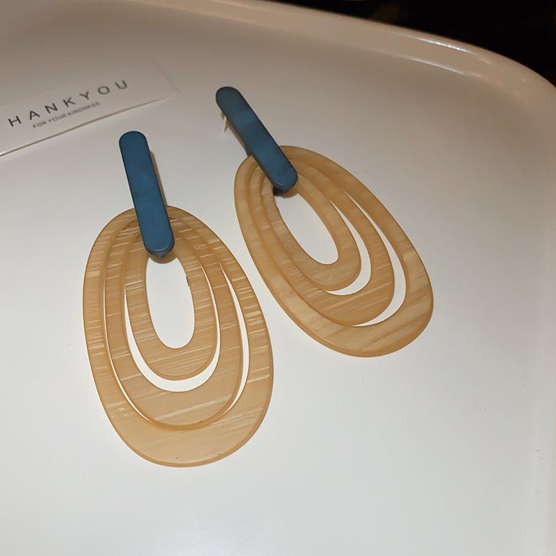 Faye Wong Pink Shrimp Cracker Earrings 2025 Year of the Snake Spring Festival Studs - European and American High-End Fashion.