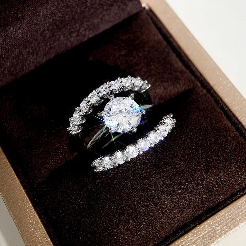 Luxury Stylish Women's Ring with Zirconia Sparkle Bright Engagement Wedding Bridal Ring Timeless Gorgeous Party Accessories