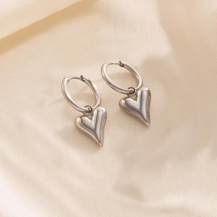 Punk Silver Peach Heart Pendant Earrings for Women Geometric Circular Ear Buckle Trendy Stainless Steel Jewelry