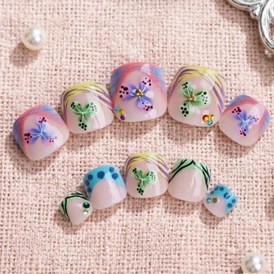 1 Set Floreale Colorato Unghie Finte per Piedi Riutilizzabili French Tip Corti Unghie Finte Adesive per Piedi Rimuovibili con Colla per Unghie Finte per Donne
