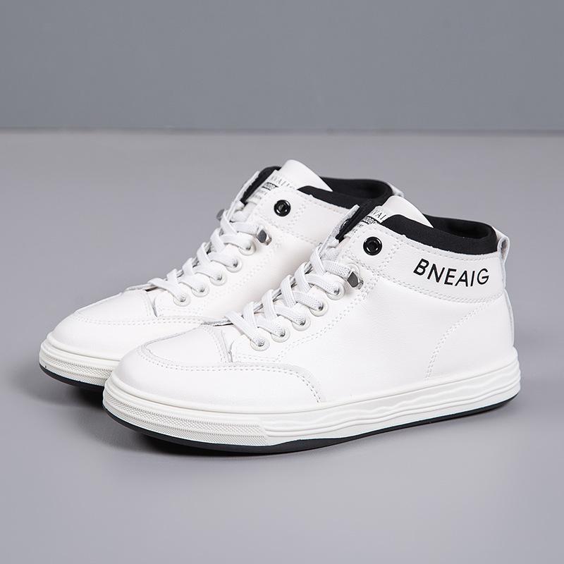 [Customized] 2025 New Spring and Autumn Non-slip Mid-top Board Shoes Wear-resistant Soft-soled Casual Shoes Fashion White Shoes Tide