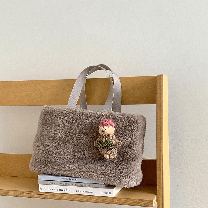 Fluffy Small Bag for Women 2023 New Autumn Fashion Simple Tote Bag Casual Retro Handheld Fluffy Bag for Women