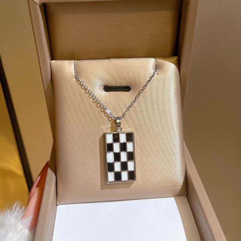 Collier à la mode pour femmes, en cuivre, Micro incrusté, en acier, Simple, maille rouge, chaîne de collier exquise