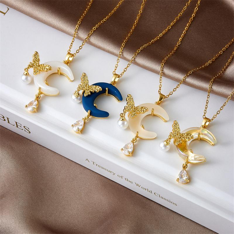 Stainless Steel Chain Sweet Shiny Zircon Butterfly Resin Moon Pendant Necklace for Women Lady Fashion Jewelry Accessories Gifts