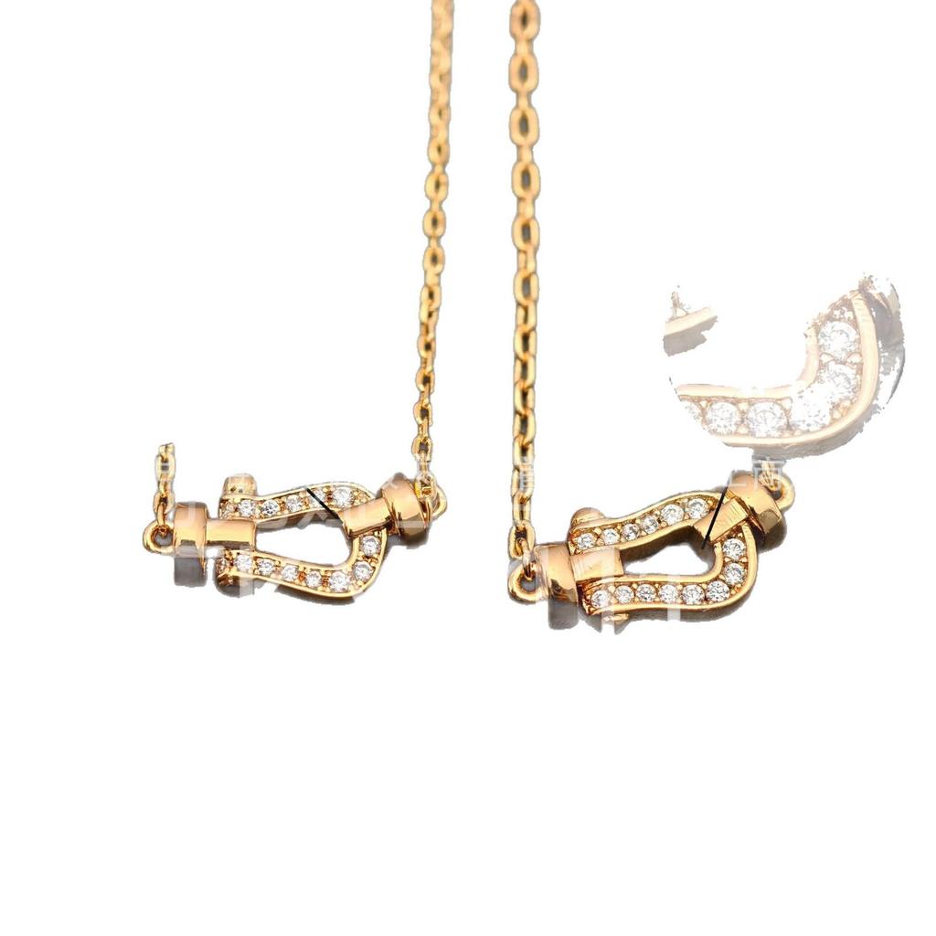 18K Rose Gold Horsebit Necklace with Diamond Inlay for Women