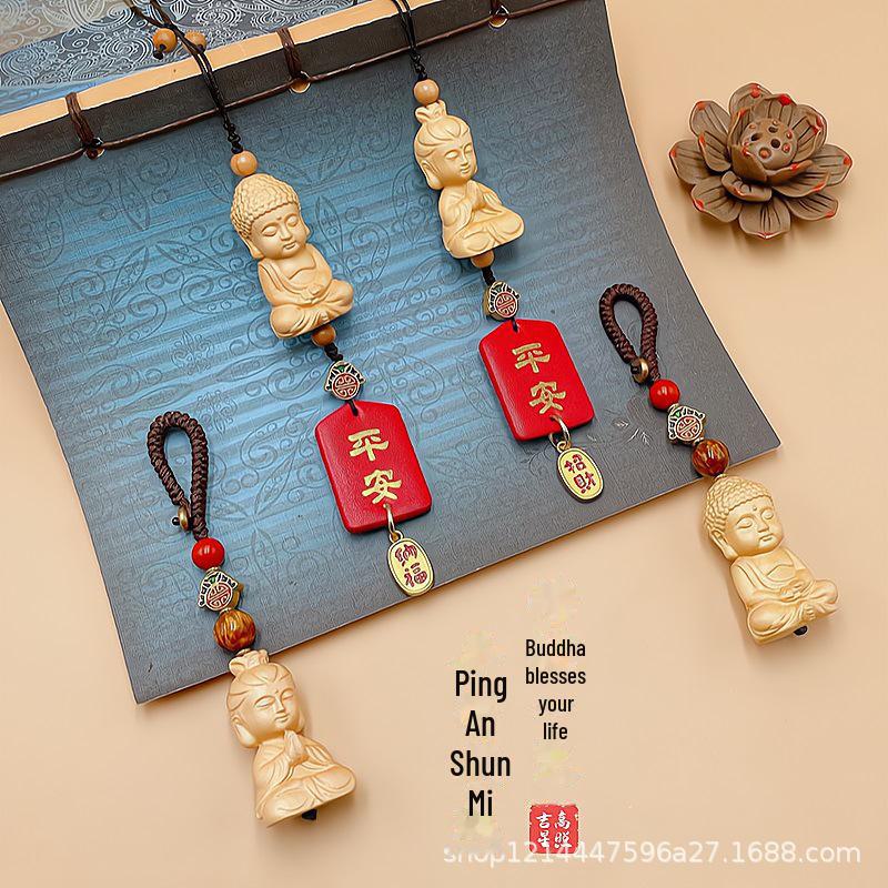 "Boxwood Buddha Guanyin Car Pendant: Creative Rearview Mirror Accessory for Men and Women"