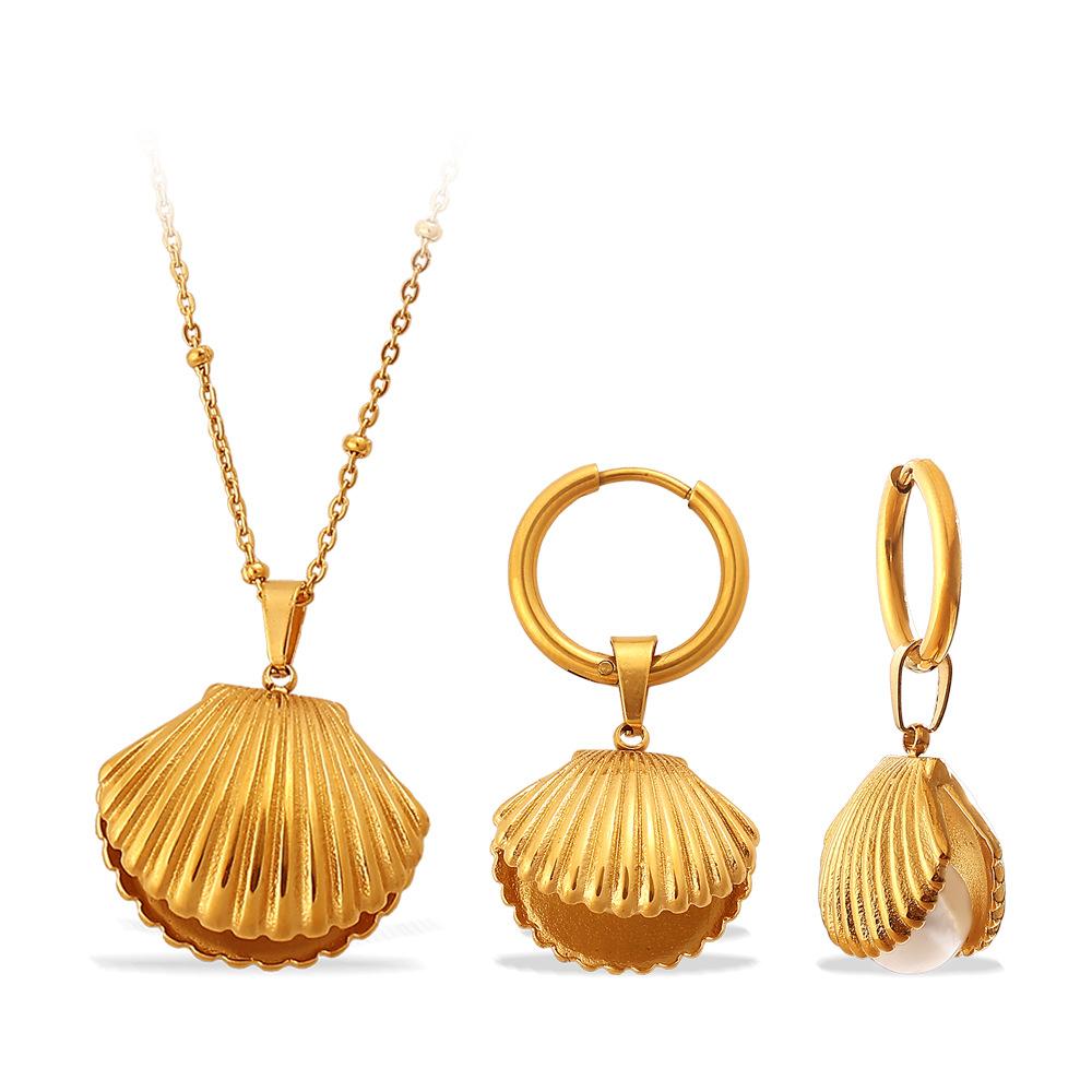 Three-dimensional Imitation Pearl Design Scallop Necklace and Earrings Accessories 18K Gold Plated Shell Set Jewelry