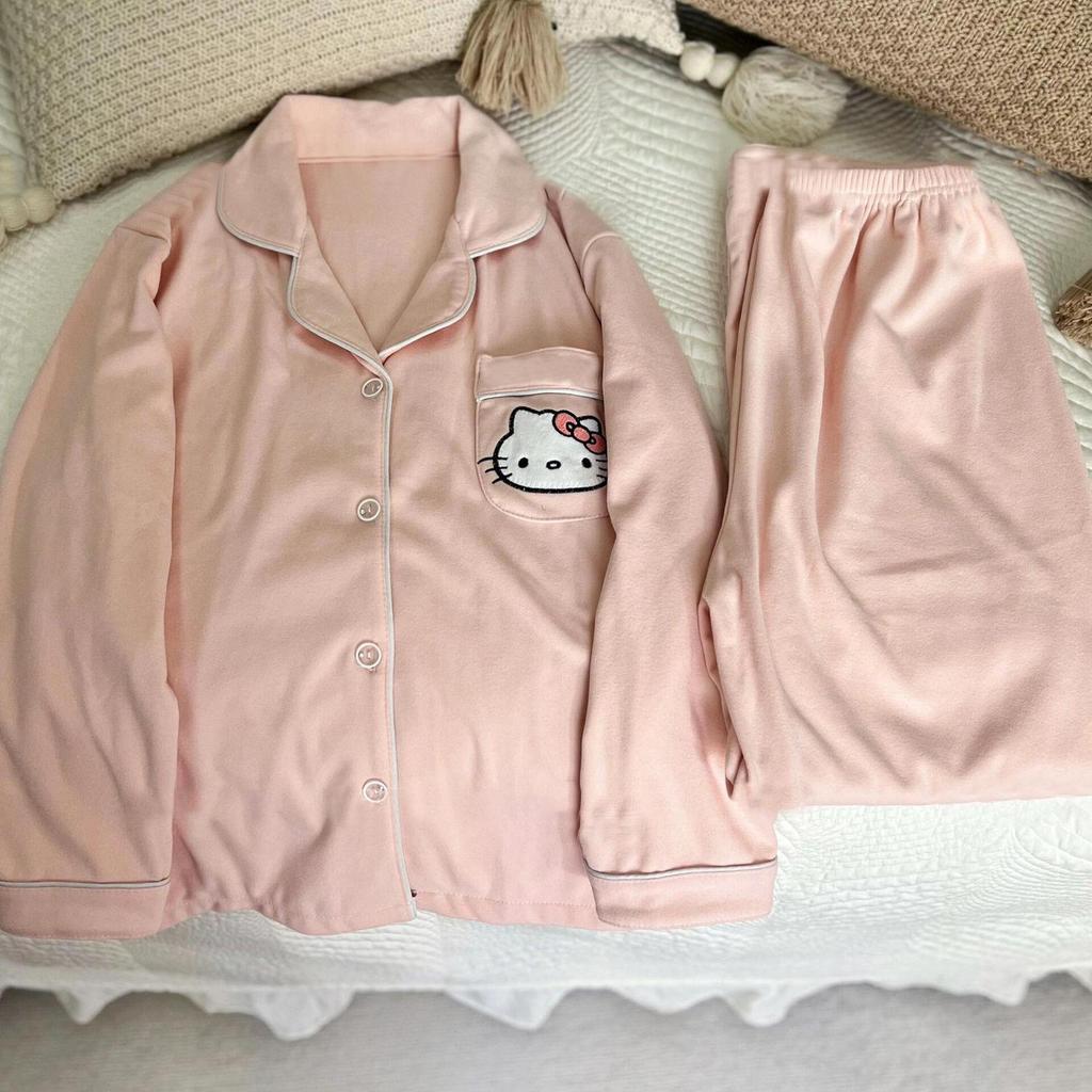 Dámské sametové pyžamo Hello Kitty - Korálový fleece, Hřejivé, S dlouhým rukávem, pro Podzim/Zimu na Doma.