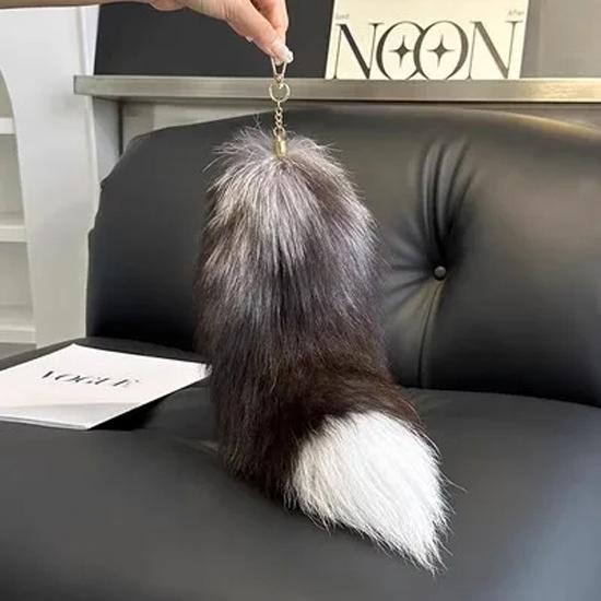 Handmade Natural Fox Skin Keychain, 40 Centimeters Long, Handbag Keychain, Backpack, Handbag/shoes/hat/charming Jewelry with Tassels for Cars