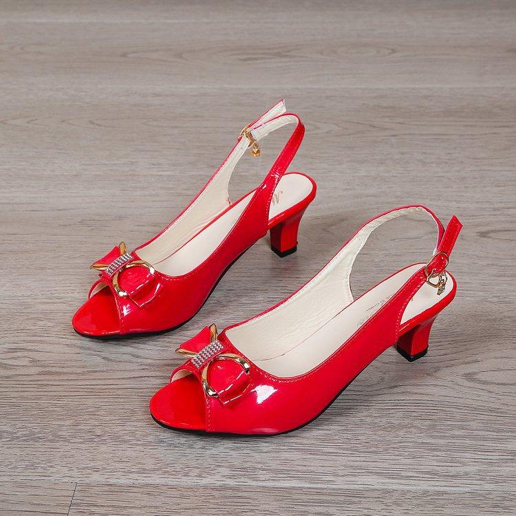 

Sandals women s red rhinestone bow 2025 summer new fish mouth middle heel shoes women s thick heel shoes light mouth fashion shoes 42