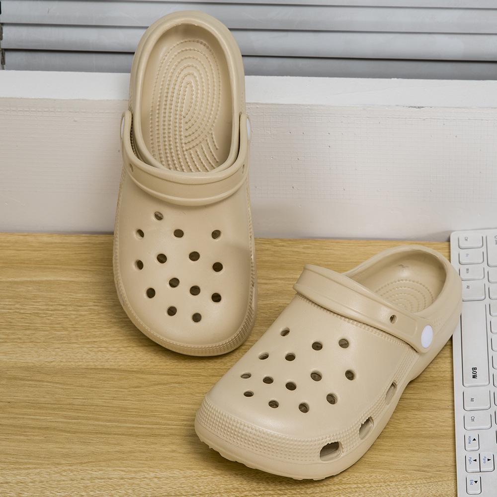 Classic hole shoes men and women couple shoes super soft outer wear non-slip thick-soled bag head shoes cool slippers