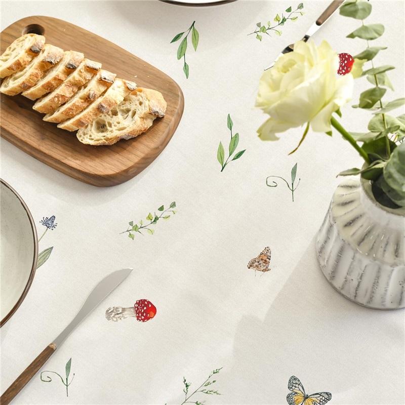 Mushroom Rectangular Tablecloth 60x84 Inch, Seasonal Vintage Washable Seasonal Table Cover for Party Picnic Dinner Decor