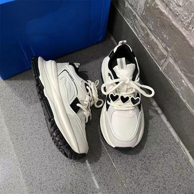 Codzienne buty sportowe damskie wiosenno-jesienne oddychające z grubą podeszwą wygodne buty wsuwane niszowy design ins retro buty typu "dad shoes"