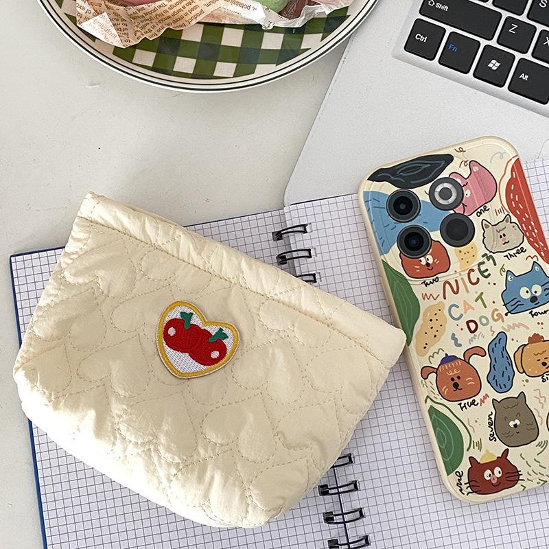 Ins Embroideried Small Cosmetic Bag Pouch Quilted Cotton Love Makeup Bag Travel Organizer Clutch Bag Women Sanitary Pad Pouch